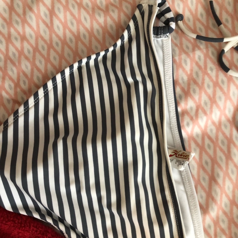 Perfect condition bikini! - Picture 4 of 11
